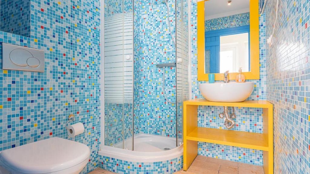 Refurbished Beachfront House, Pool, Ac, Wifi, Albufeira, Sea View Bagian luar foto
